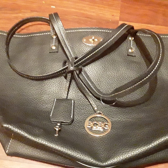 Purse - Picture 1 of 1